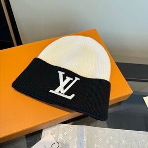 Louis Vuitton Black and White Beanie